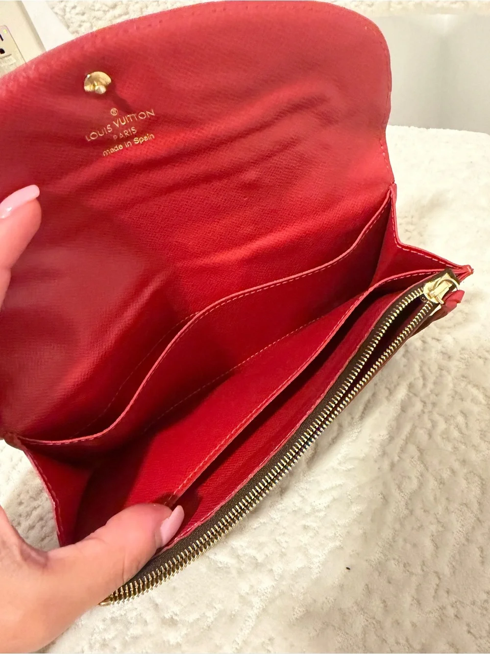Louis Vuitton Caissa Wallet Damier with Red Interior